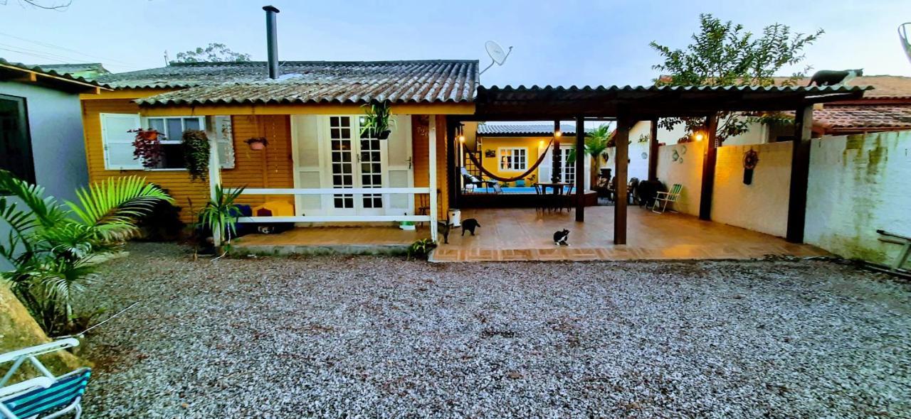 Villacasamarela Mini Casinhas De Hospedes Rio Vermelho Florianópolis Esterno foto
